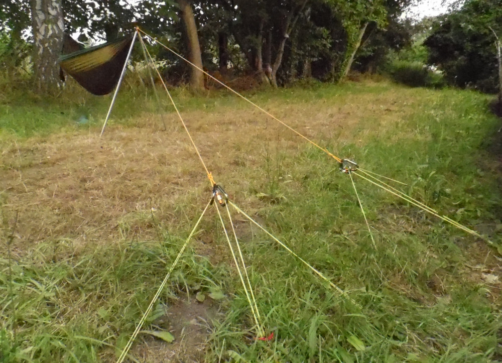 Self-centering multi-anchor for the portable hammock stand